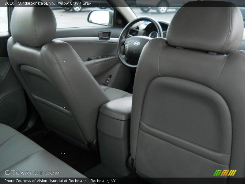 Willow Gray / Gray 2010 Hyundai Sonata SE V6
