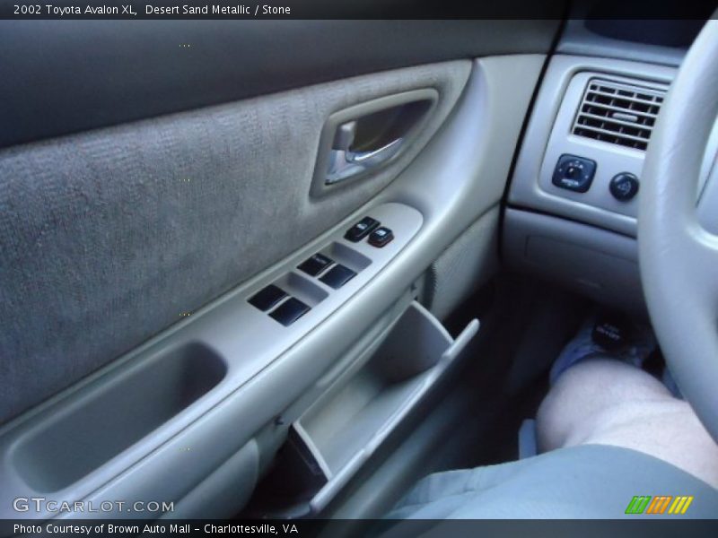 Desert Sand Metallic / Stone 2002 Toyota Avalon XL