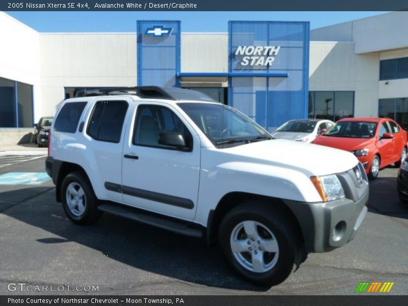 Avalanche White / Desert/Graphite 2005 Nissan Xterra SE 4x4