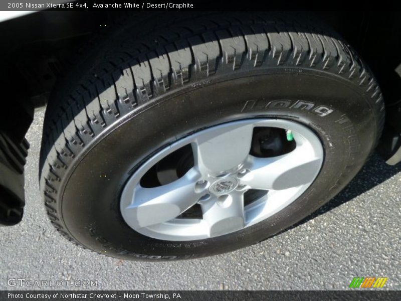 Avalanche White / Desert/Graphite 2005 Nissan Xterra SE 4x4