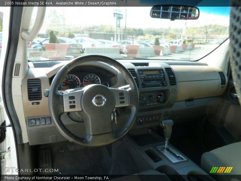 Avalanche White / Desert/Graphite 2005 Nissan Xterra SE 4x4