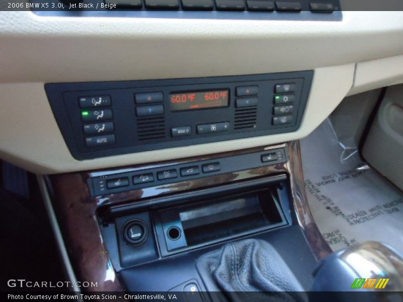 Jet Black / Beige 2006 BMW X5 3.0i