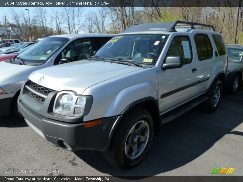 Silver Lightning Metallic / Gray 2004 Nissan Xterra SE 4x4