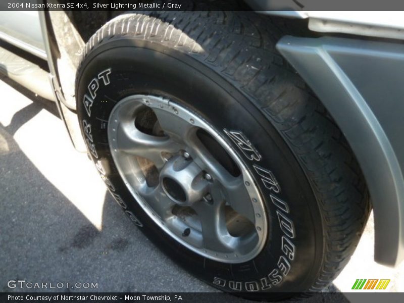 Silver Lightning Metallic / Gray 2004 Nissan Xterra SE 4x4