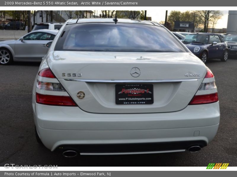 Arctic White / Savanna/Cashmere 2009 Mercedes-Benz S 550 4Matic Sedan