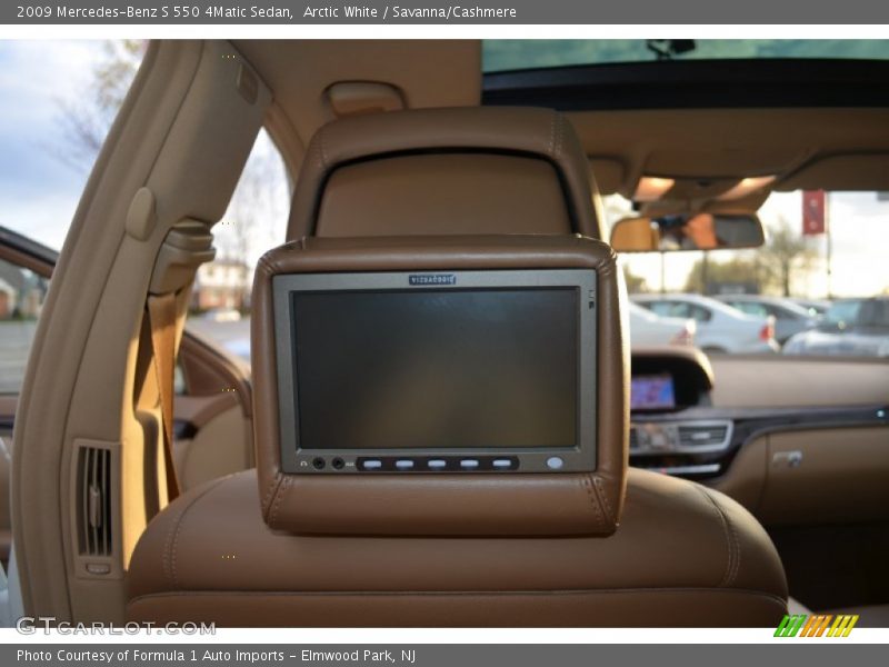 Arctic White / Savanna/Cashmere 2009 Mercedes-Benz S 550 4Matic Sedan