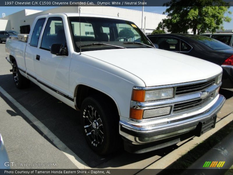 Olympic White / Neutral Shale 1997 Chevrolet C/K C1500 Cheyenne Extended Cab