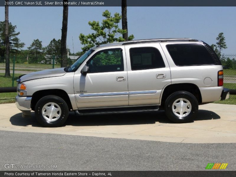 Silver Birch Metallic / Neutral/Shale 2005 GMC Yukon SLE