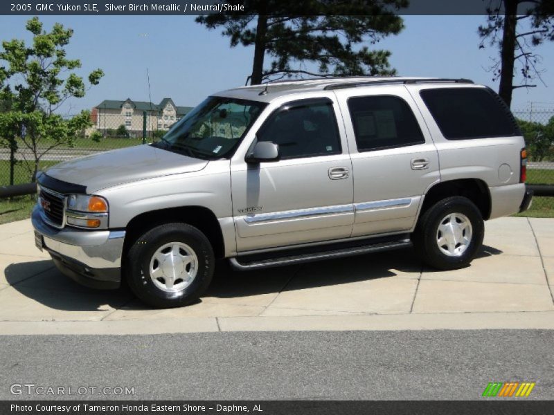 Silver Birch Metallic / Neutral/Shale 2005 GMC Yukon SLE