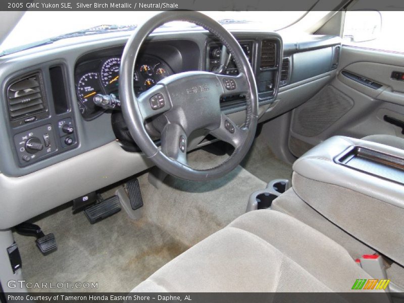 Silver Birch Metallic / Neutral/Shale 2005 GMC Yukon SLE