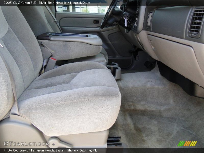 Silver Birch Metallic / Neutral/Shale 2005 GMC Yukon SLE