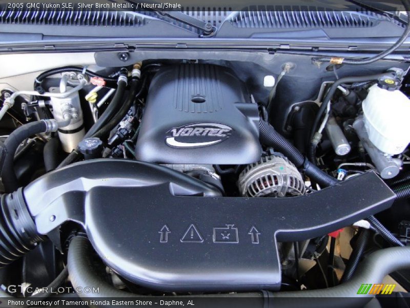Silver Birch Metallic / Neutral/Shale 2005 GMC Yukon SLE