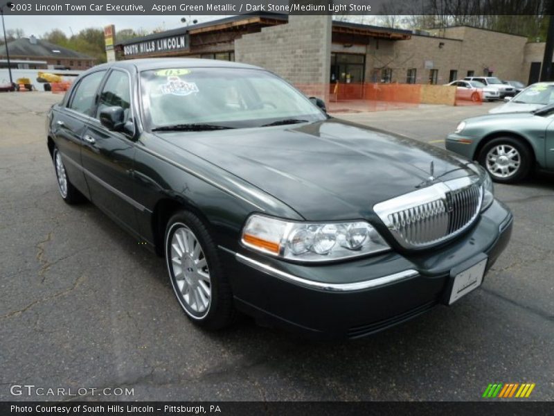 Aspen Green Metallic / Dark Stone/Medium Light Stone 2003 Lincoln Town Car Executive