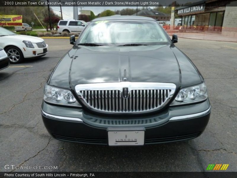 Aspen Green Metallic / Dark Stone/Medium Light Stone 2003 Lincoln Town Car Executive