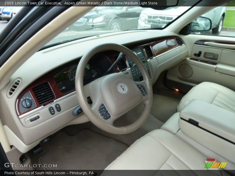 Aspen Green Metallic / Dark Stone/Medium Light Stone 2003 Lincoln Town Car Executive