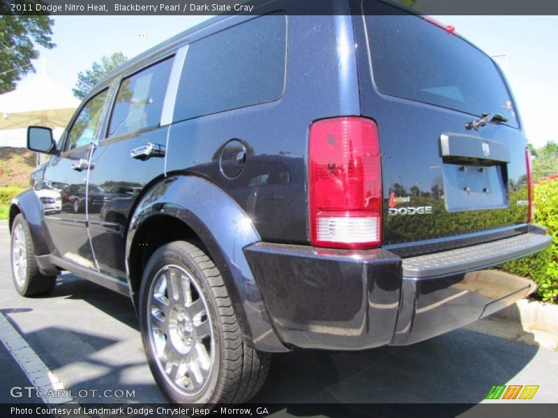 Blackberry Pearl / Dark Slate Gray 2011 Dodge Nitro Heat