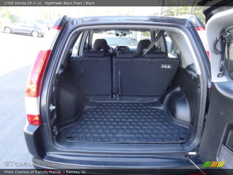 Nighthawk Black Pearl / Black 2006 Honda CR-V LX