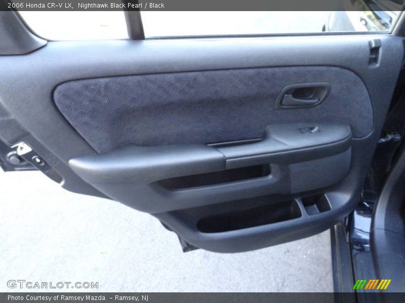 Nighthawk Black Pearl / Black 2006 Honda CR-V LX