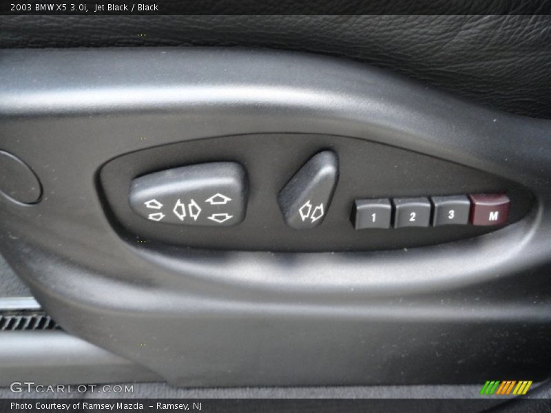 Jet Black / Black 2003 BMW X5 3.0i
