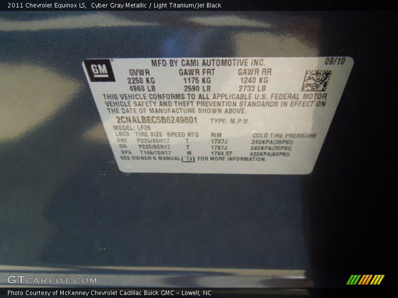 Cyber Gray Metallic / Light Titanium/Jet Black 2011 Chevrolet Equinox LS