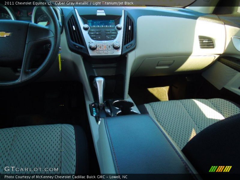 Cyber Gray Metallic / Light Titanium/Jet Black 2011 Chevrolet Equinox LS