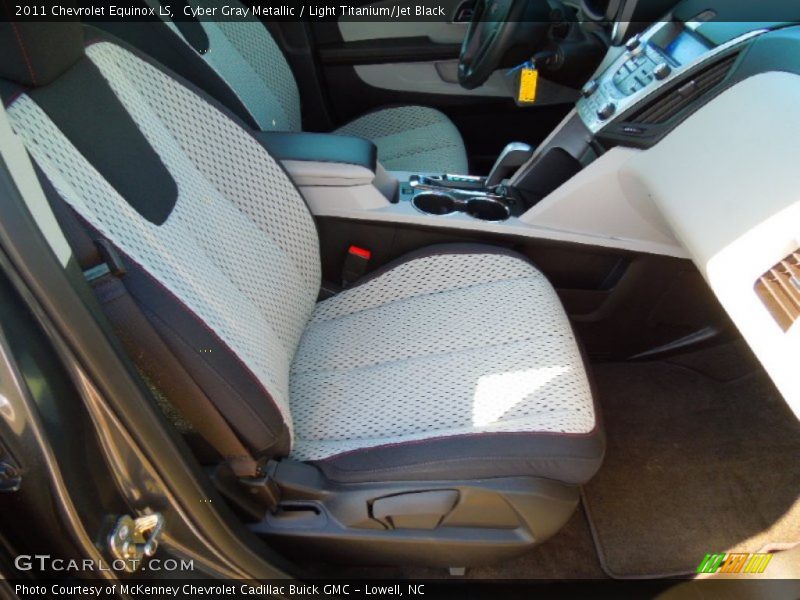 Cyber Gray Metallic / Light Titanium/Jet Black 2011 Chevrolet Equinox LS