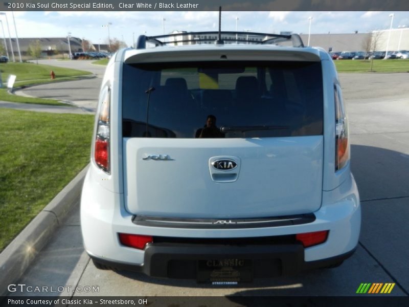 Clear White / Black Leather 2010 Kia Soul Ghost Special Edition