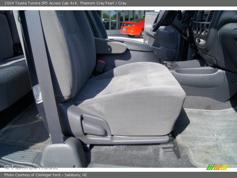 Phantom Gray Pearl / Gray 2004 Toyota Tundra SR5 Access Cab 4x4