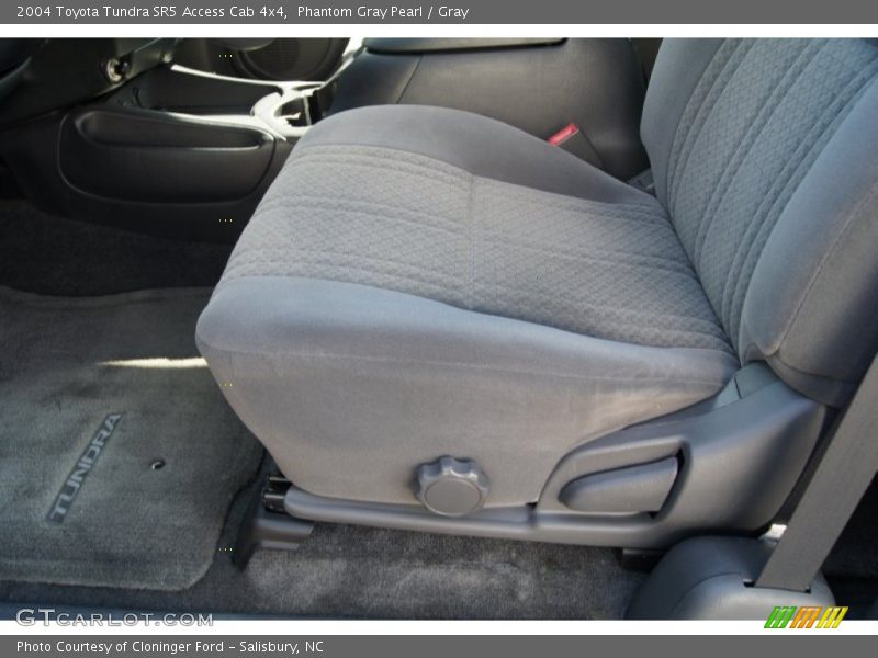 Phantom Gray Pearl / Gray 2004 Toyota Tundra SR5 Access Cab 4x4