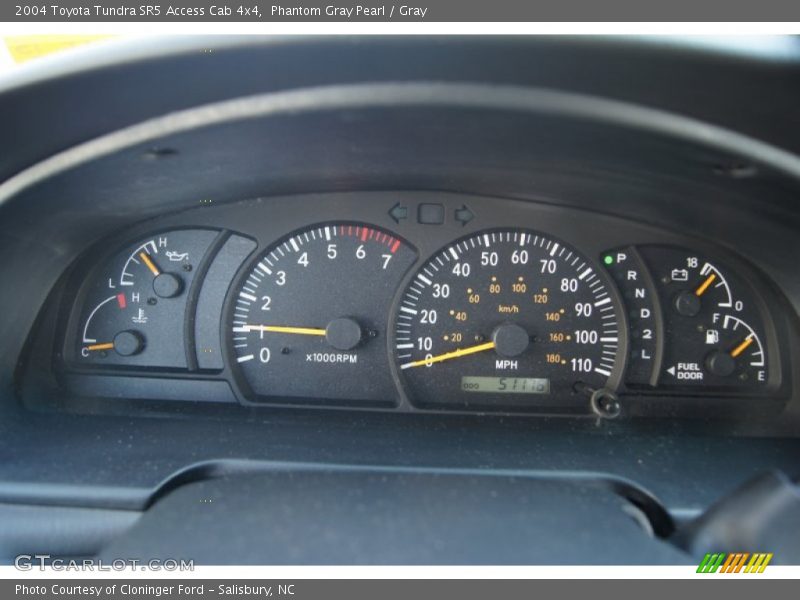 Phantom Gray Pearl / Gray 2004 Toyota Tundra SR5 Access Cab 4x4