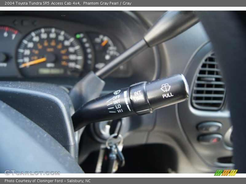 Phantom Gray Pearl / Gray 2004 Toyota Tundra SR5 Access Cab 4x4
