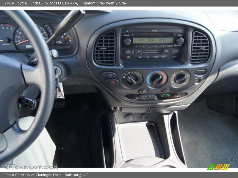 Phantom Gray Pearl / Gray 2004 Toyota Tundra SR5 Access Cab 4x4