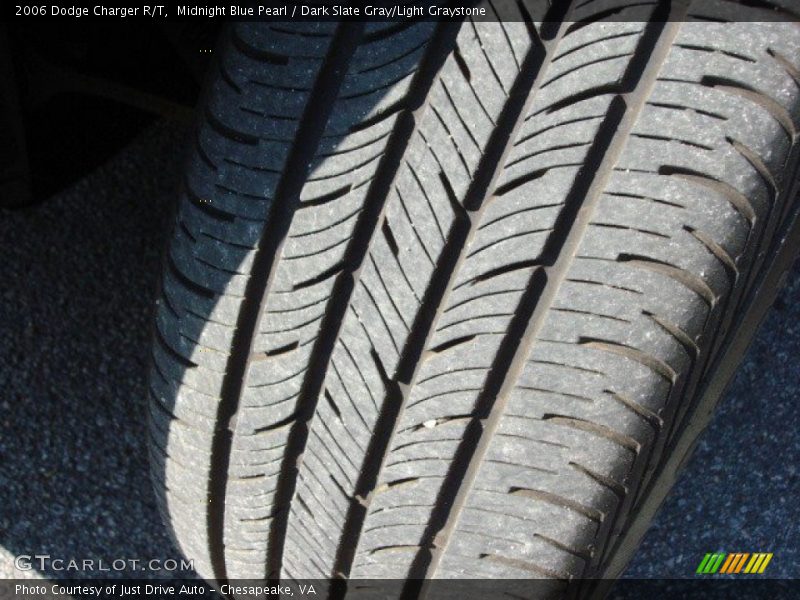 Midnight Blue Pearl / Dark Slate Gray/Light Graystone 2006 Dodge Charger R/T