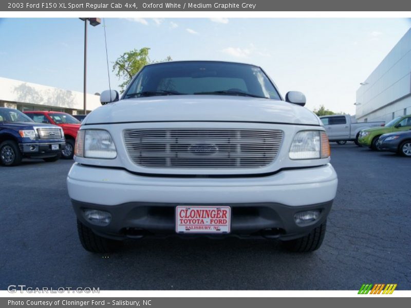 Oxford White / Medium Graphite Grey 2003 Ford F150 XL Sport Regular Cab 4x4