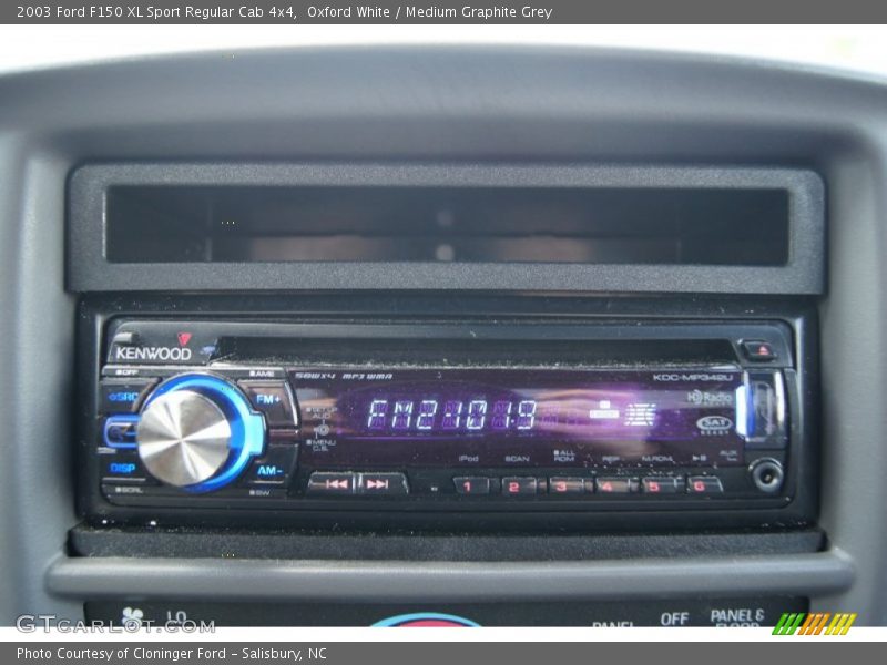 Oxford White / Medium Graphite Grey 2003 Ford F150 XL Sport Regular Cab 4x4