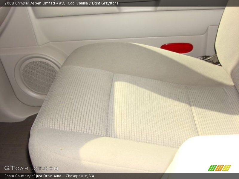 Cool Vanilla / Light Graystone 2008 Chrysler Aspen Limited 4WD