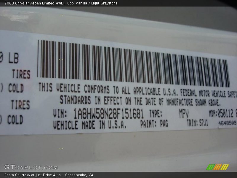 Cool Vanilla / Light Graystone 2008 Chrysler Aspen Limited 4WD