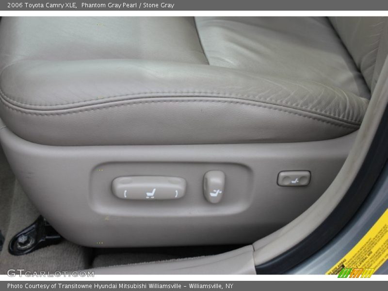 Phantom Gray Pearl / Stone Gray 2006 Toyota Camry XLE