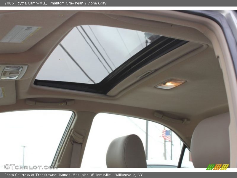 Phantom Gray Pearl / Stone Gray 2006 Toyota Camry XLE
