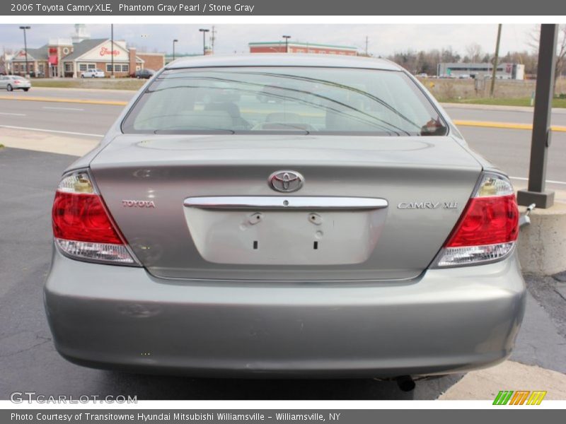 Phantom Gray Pearl / Stone Gray 2006 Toyota Camry XLE