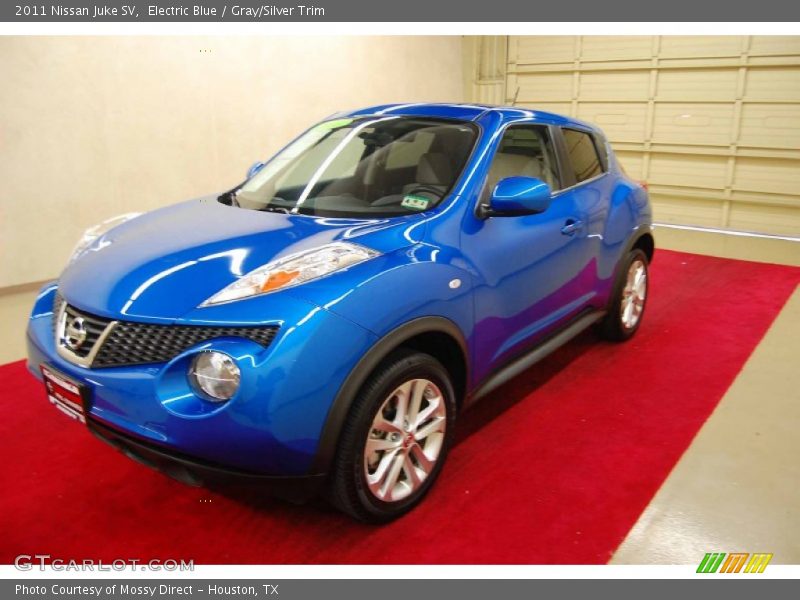 Electric Blue / Gray/Silver Trim 2011 Nissan Juke SV