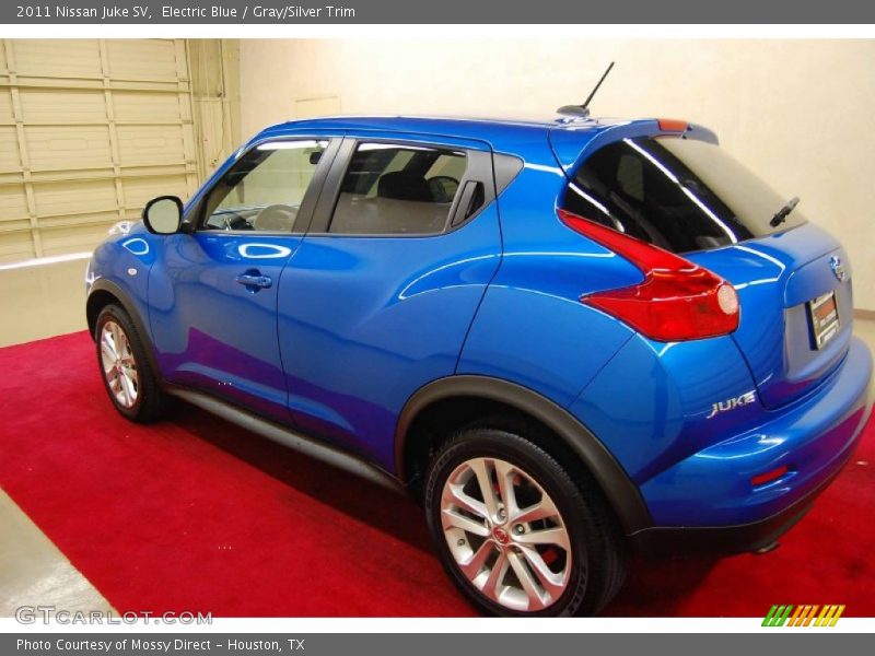 Electric Blue / Gray/Silver Trim 2011 Nissan Juke SV