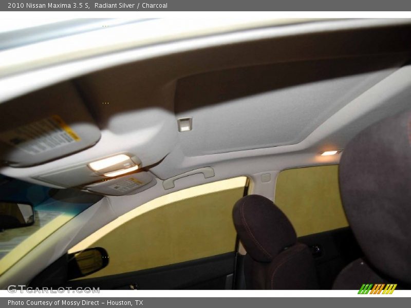 Radiant Silver / Charcoal 2010 Nissan Maxima 3.5 S