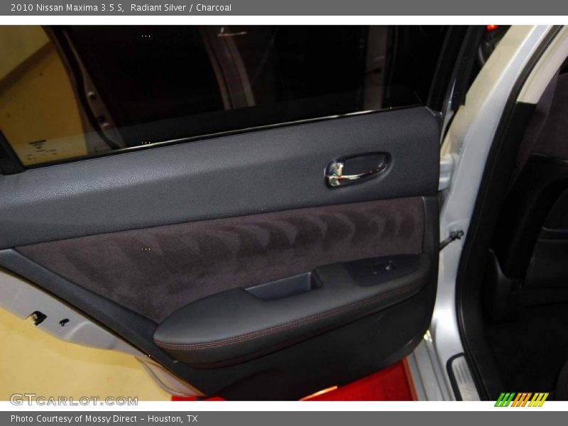 Radiant Silver / Charcoal 2010 Nissan Maxima 3.5 S