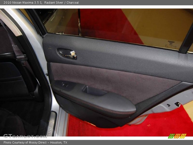 Radiant Silver / Charcoal 2010 Nissan Maxima 3.5 S