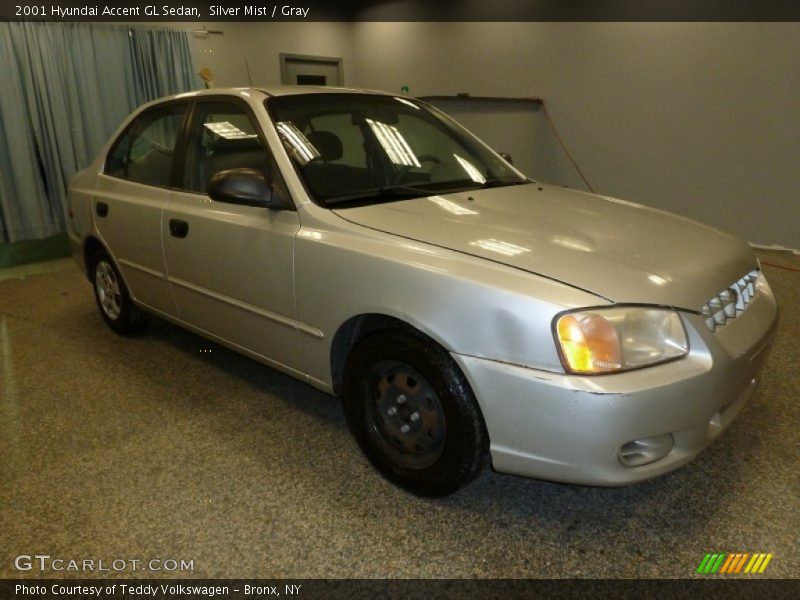 Silver Mist / Gray 2001 Hyundai Accent GL Sedan