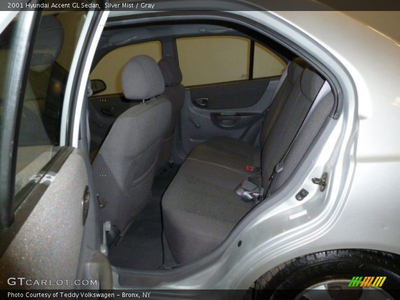 Silver Mist / Gray 2001 Hyundai Accent GL Sedan