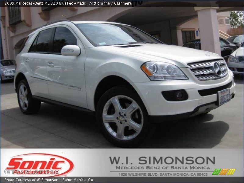 Arctic White / Cashmere 2009 Mercedes-Benz ML 320 BlueTec 4Matic