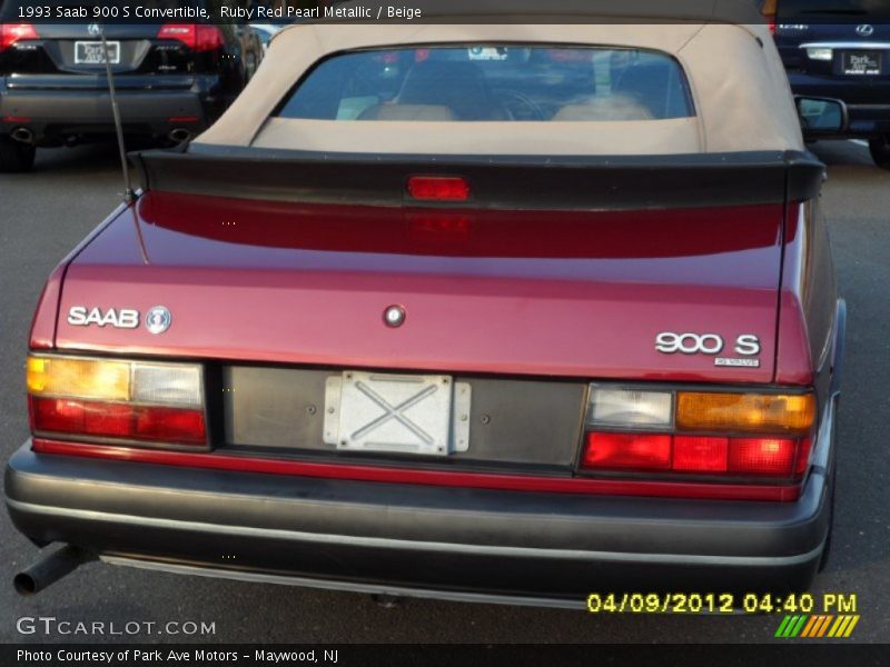 Ruby Red Pearl Metallic / Beige 1993 Saab 900 S Convertible