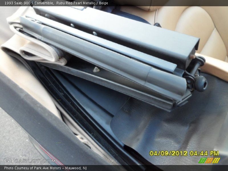 Ruby Red Pearl Metallic / Beige 1993 Saab 900 S Convertible